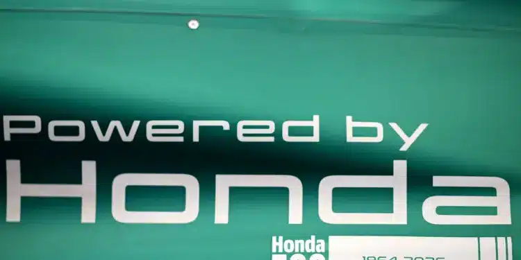 Aston Martin, Honda, Red Bull