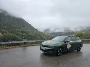 Opel Astra, Holy Cube Rally