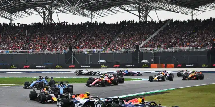 Max Verstappen, Liam Lawson, Forma-1