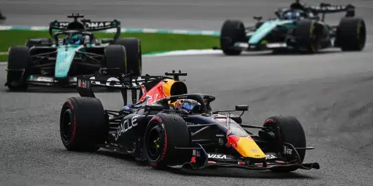 Max Verstappen az élen, Sepang 2026